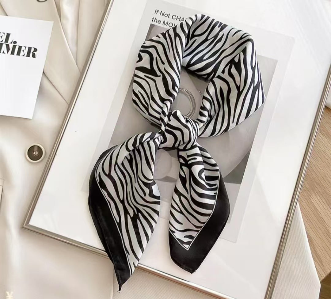 New Womens Versatile Square Silk Scarf